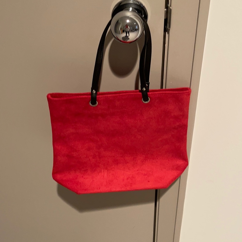 Red with black bottom bag
